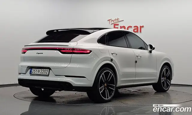 Porsche Cayenne, 2023, 29 333 км
