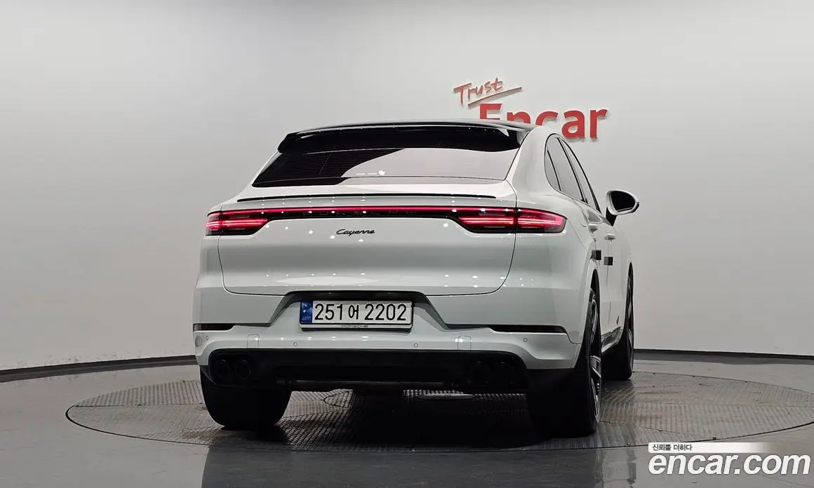 Porsche Cayenne 2023 3.0 автомат (гидро), фото 3 Porsche Cayenne 2023 3.0 автомат (гидро), фото 3