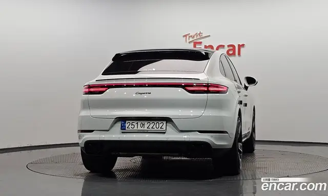 Porsche Cayenne 2023 3.0 автомат (гидро), миниатюра 3 Porsche Cayenne 2023 3.0 автомат (гидро), миниатюра 3