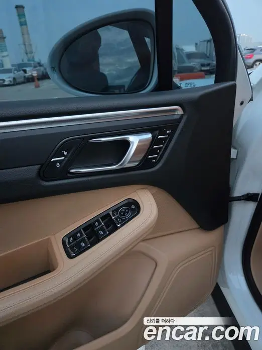 Porsche Macan 2018 2.0 автомат (гидро), фото 13