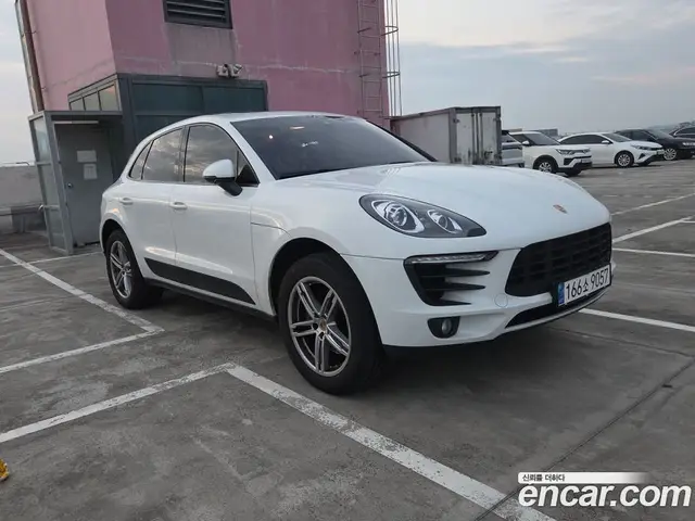Porsche Macan 2018 2.0 автомат (гидро), миниатюра 5