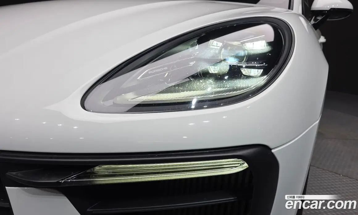Porsche Macan 2023 2.9 автомат (гидро), фото 8
