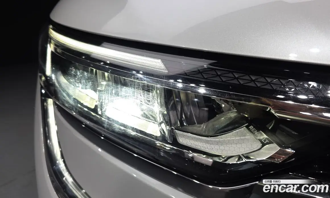 Renault (Samsung) QM6 2023 2.0 автомат (гидро), фото 8 Renault (Samsung) QM6 2023 2.0 автомат (гидро), фото 8