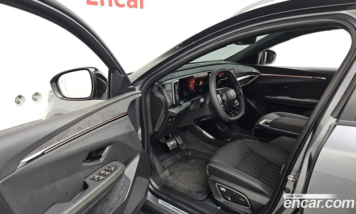 Renault (Samsung) Scenic 2026 0.2 автомат (гидро), фото 12