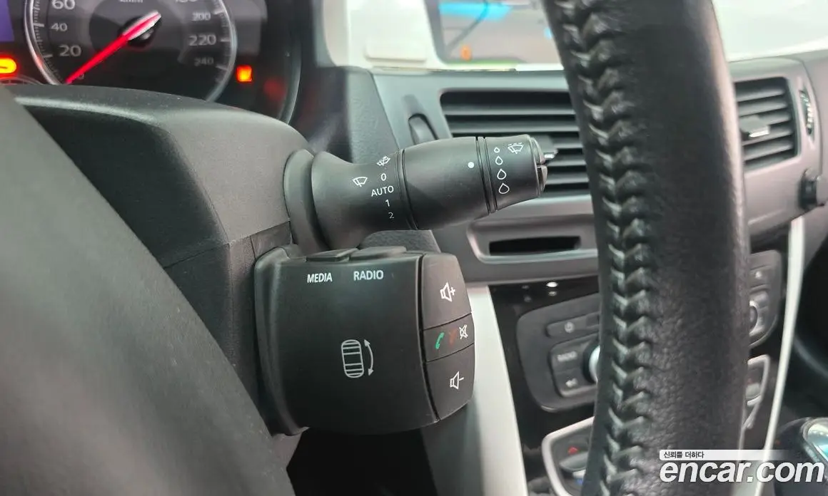 Renault (Samsung) SM5 2013 1.6 автомат (гидро), фото 17 Renault (Samsung) SM5 2013 1.6 автомат (гидро), фото 17