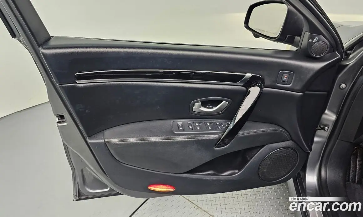 Renault (Samsung) SM7 2017 2.5 автомат (гидро), фото 14