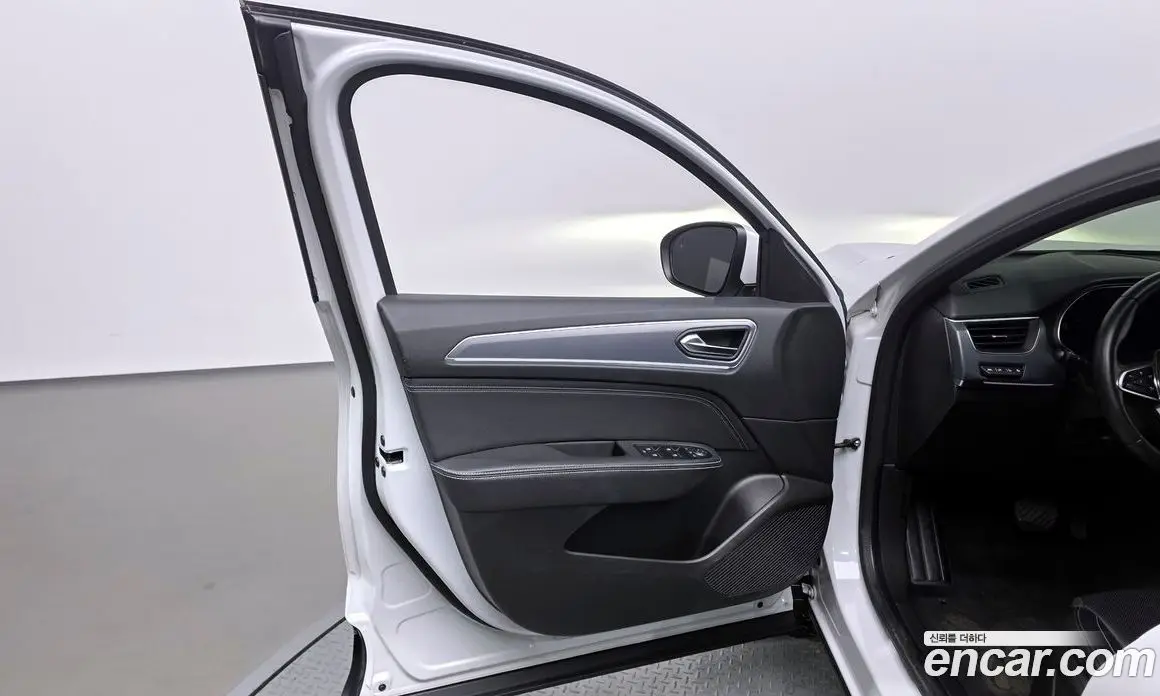 Renault (Samsung) XM3 2021 1.3 автомат (гидро), фото 14 Renault (Samsung) XM3 2021 1.3 автомат (гидро), фото 14