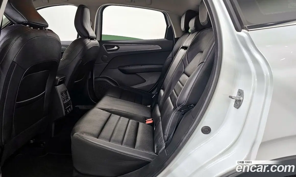 Renault (Samsung) XM3 2022 1.6 автомат (гидро), фото 16 Renault (Samsung) XM3 2022 1.6 автомат (гидро), фото 16