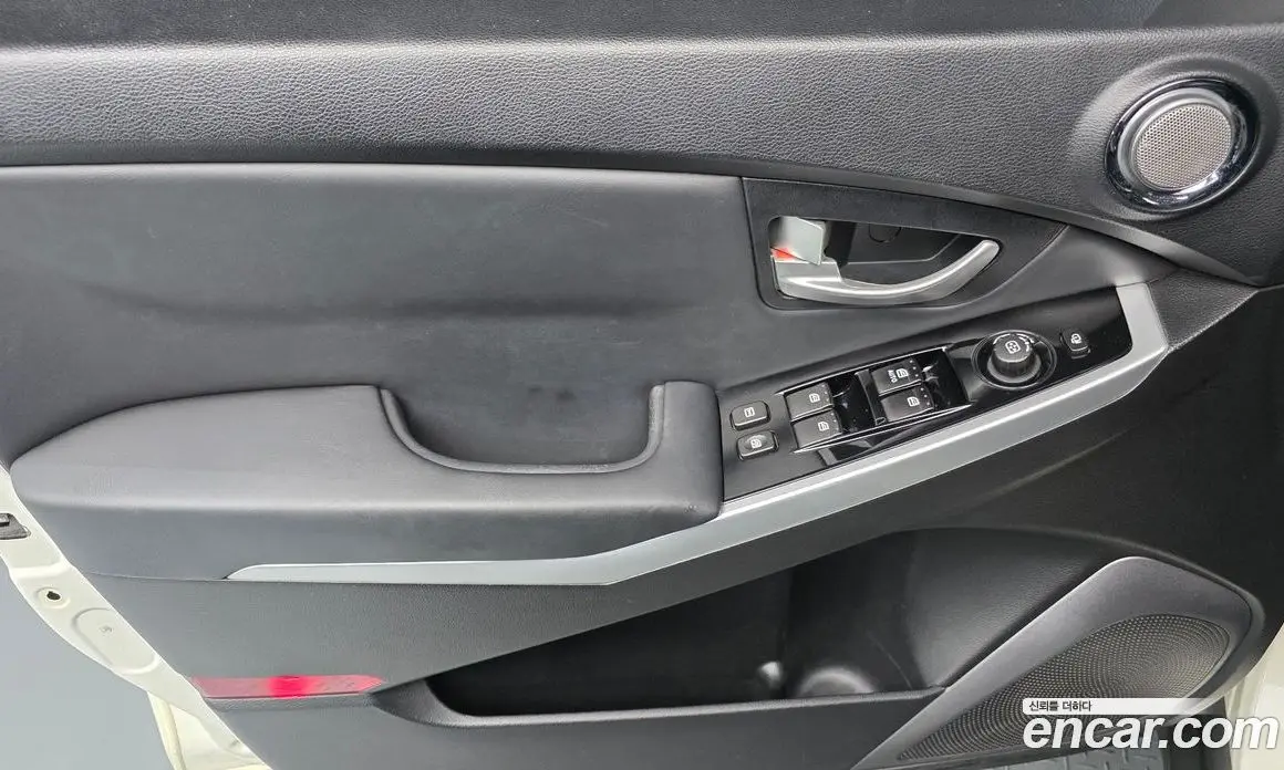 SsangYong Korando 2014 2.0 автомат (гидро), фото 14 SsangYong Korando 2014 2.0 автомат (гидро), фото 14