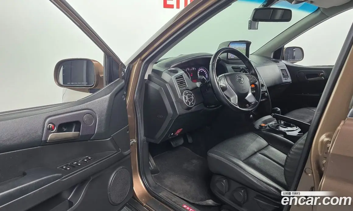SsangYong Korando 2015 2.0 автомат (гидро), фото 13