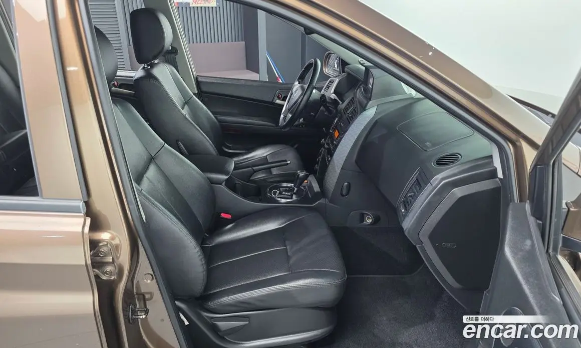 SsangYong Korando 2015 2.0 автомат (гидро), фото 16