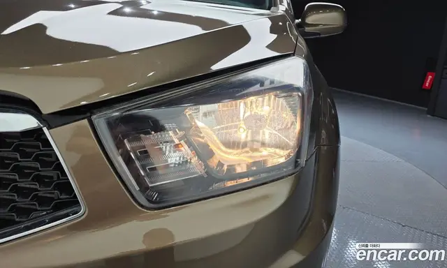 SsangYong Korando 2015 2.0 автомат (гидро), миниатюра 8