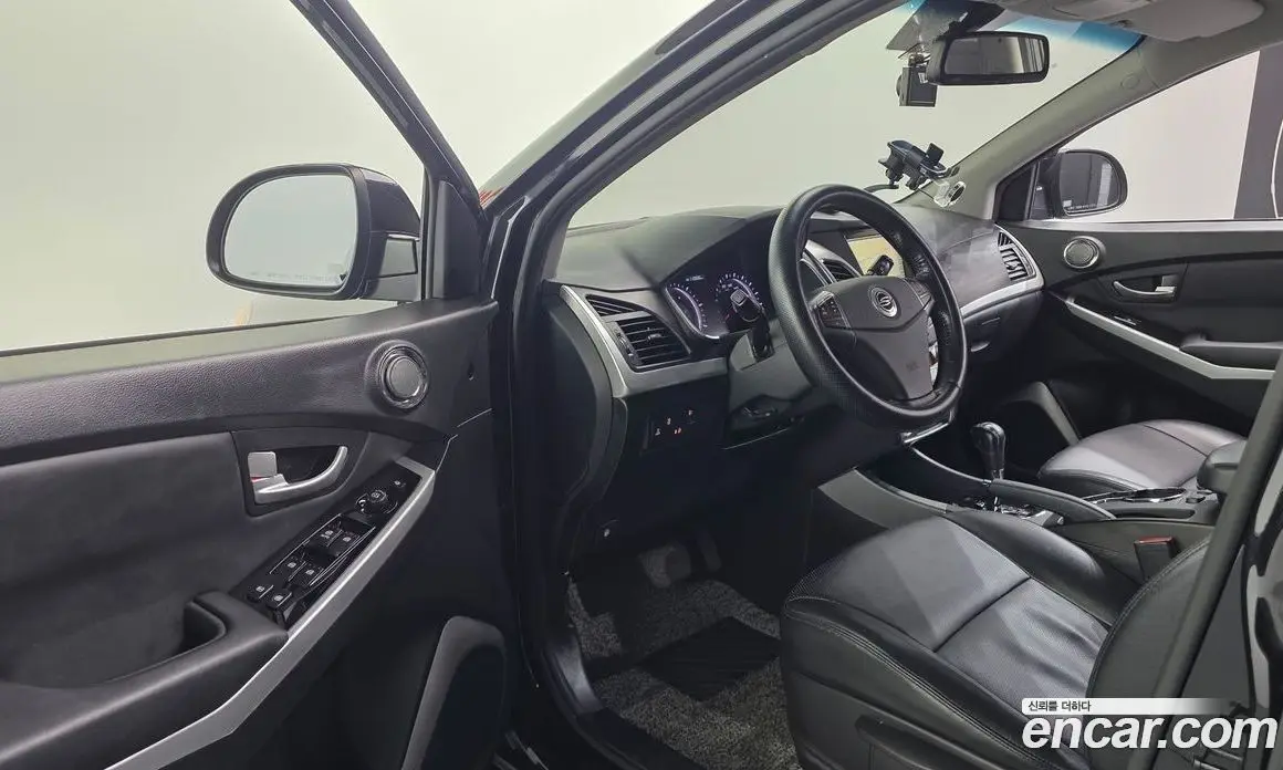 SsangYong Korando 2015 2.0 автомат (гидро), фото 13