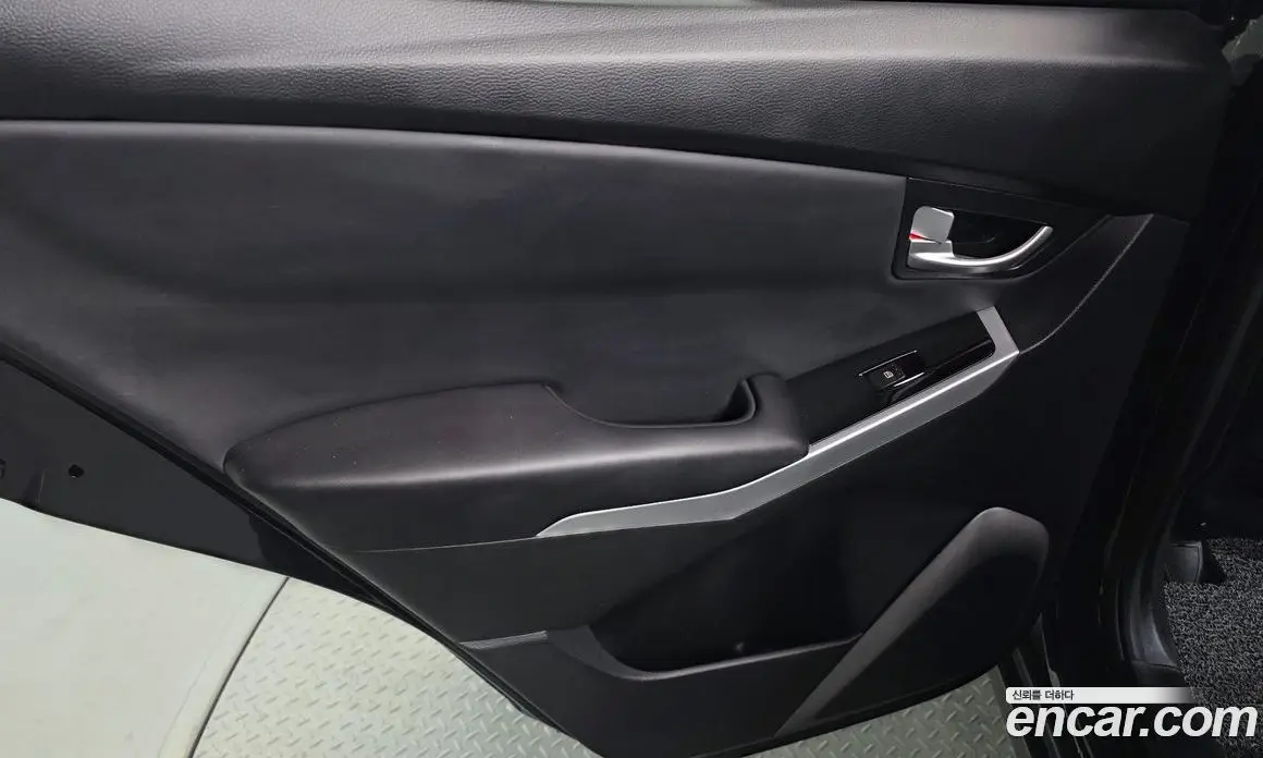 SsangYong Korando 2015 2.0 автомат (гидро), фото 15