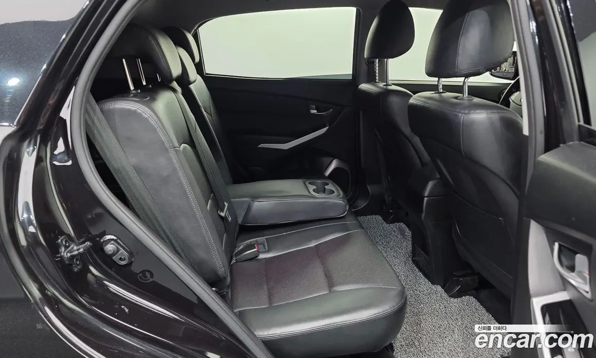SsangYong Korando 2015 2.0 автомат (гидро), фото 16