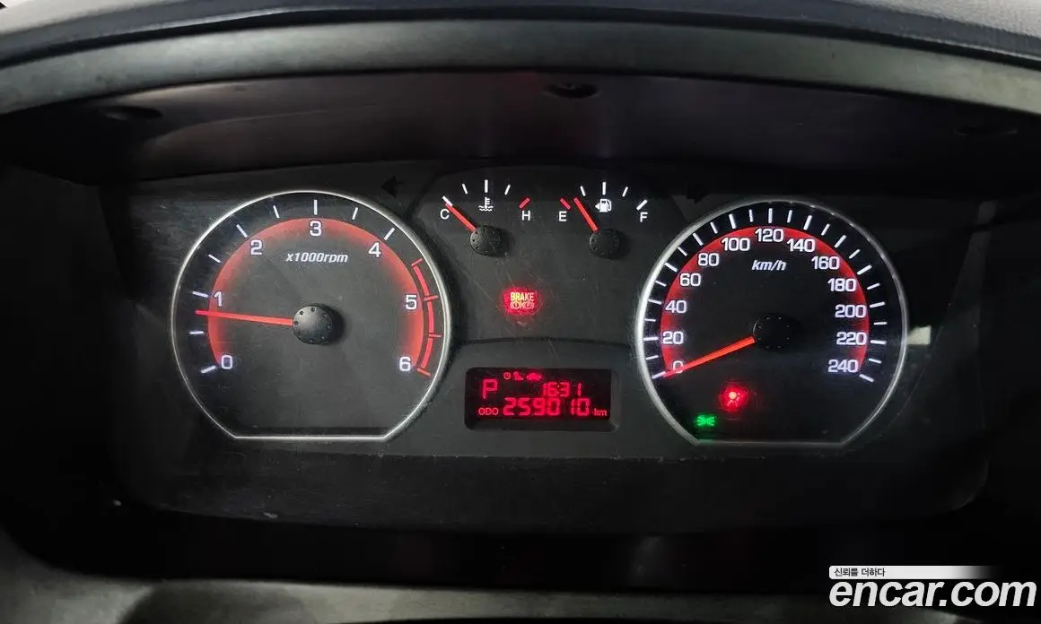 SsangYong Korando 2017 2.2 автомат (гидро), фото 11