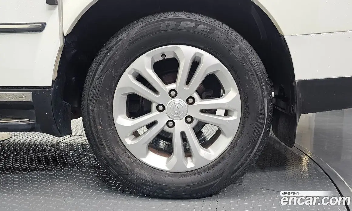 SsangYong Korando 2017 2.2 автомат (гидро), фото 7