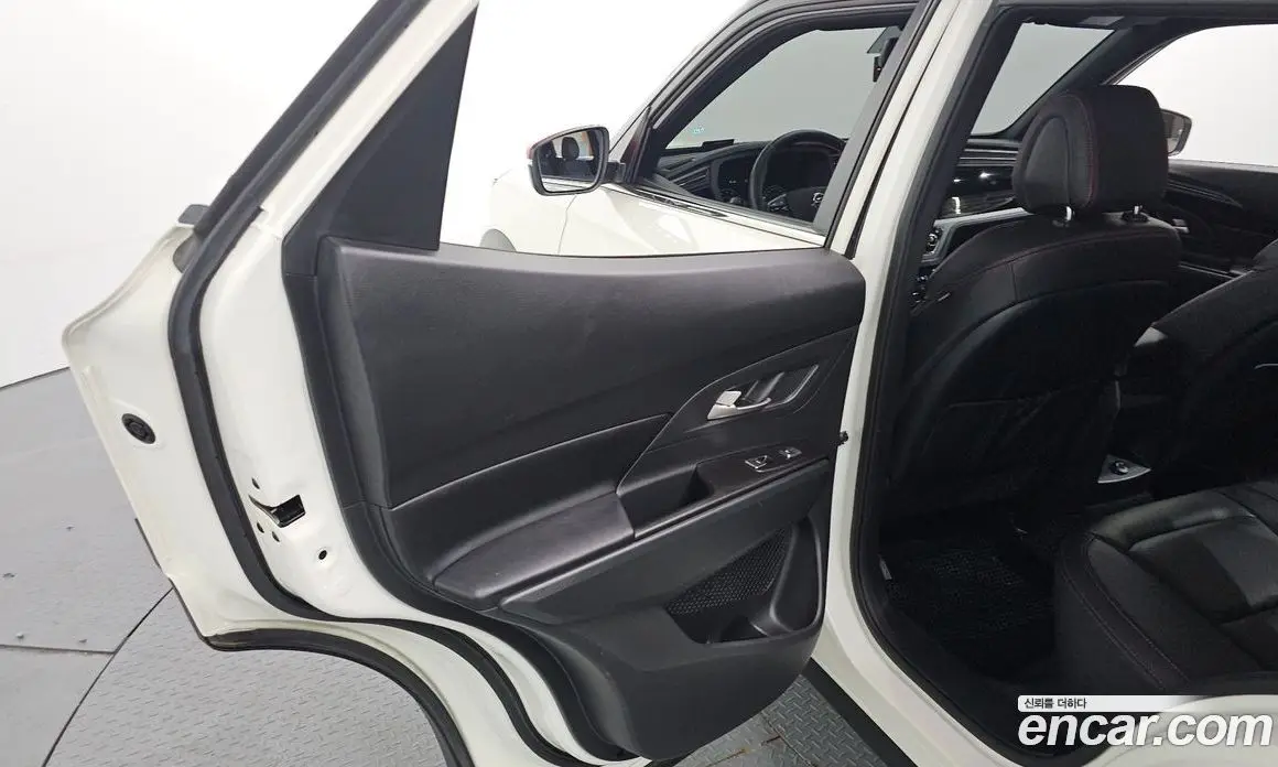 SsangYong Korando 2022 1.5 автомат (гидро), фото 15