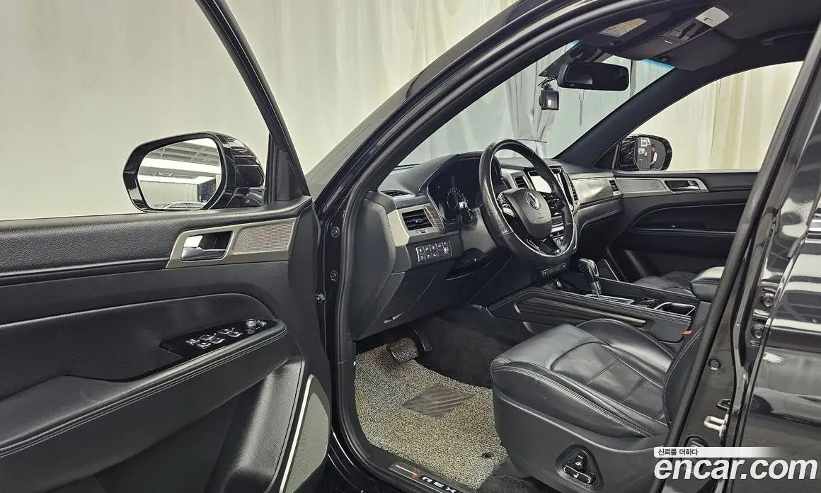 SsangYong Rexton 2017 2.2 автомат (гидро), фото 10