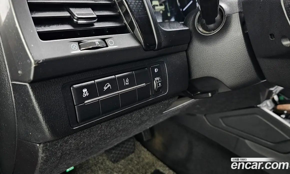 SsangYong Rexton 2021 2.2 автомат (гидро), фото 20 SsangYong Rexton 2021 2.2 автомат (гидро), фото 20