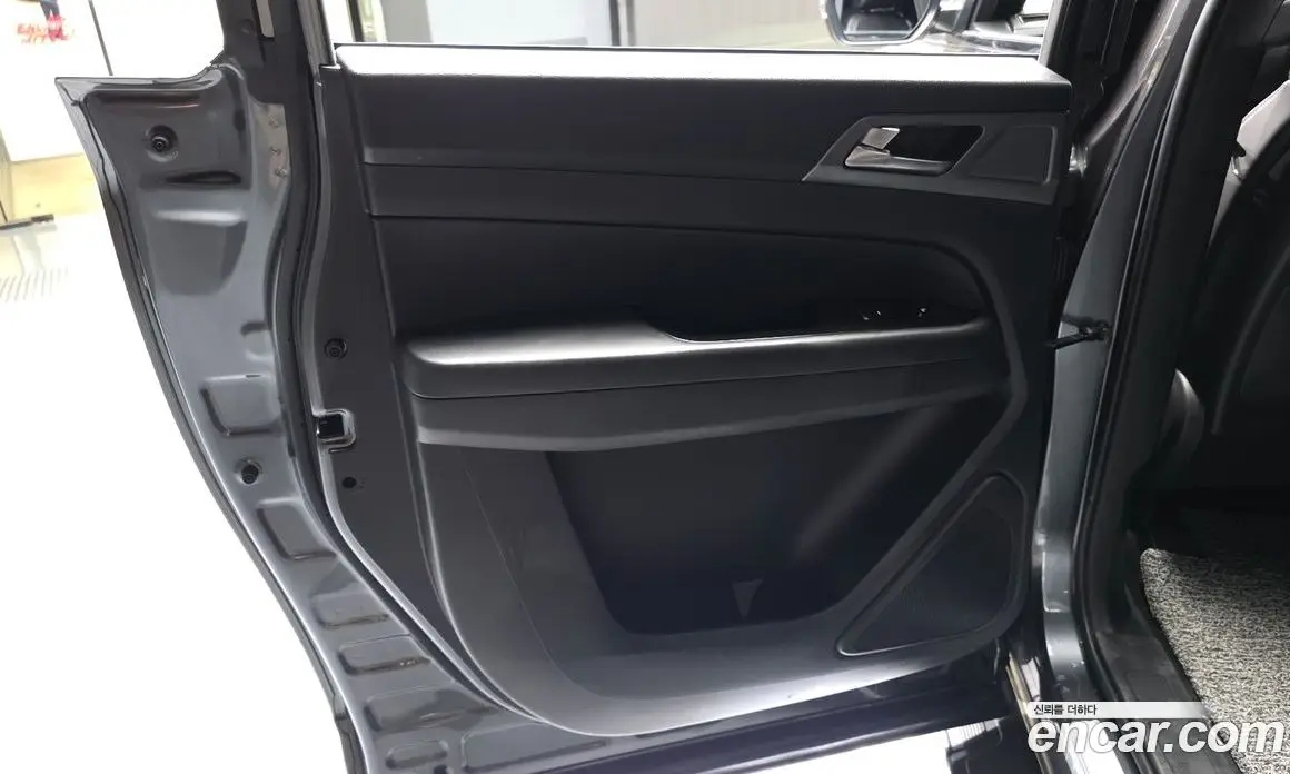 SsangYong Rexton 2023 2.2 автомат (гидро), фото 15