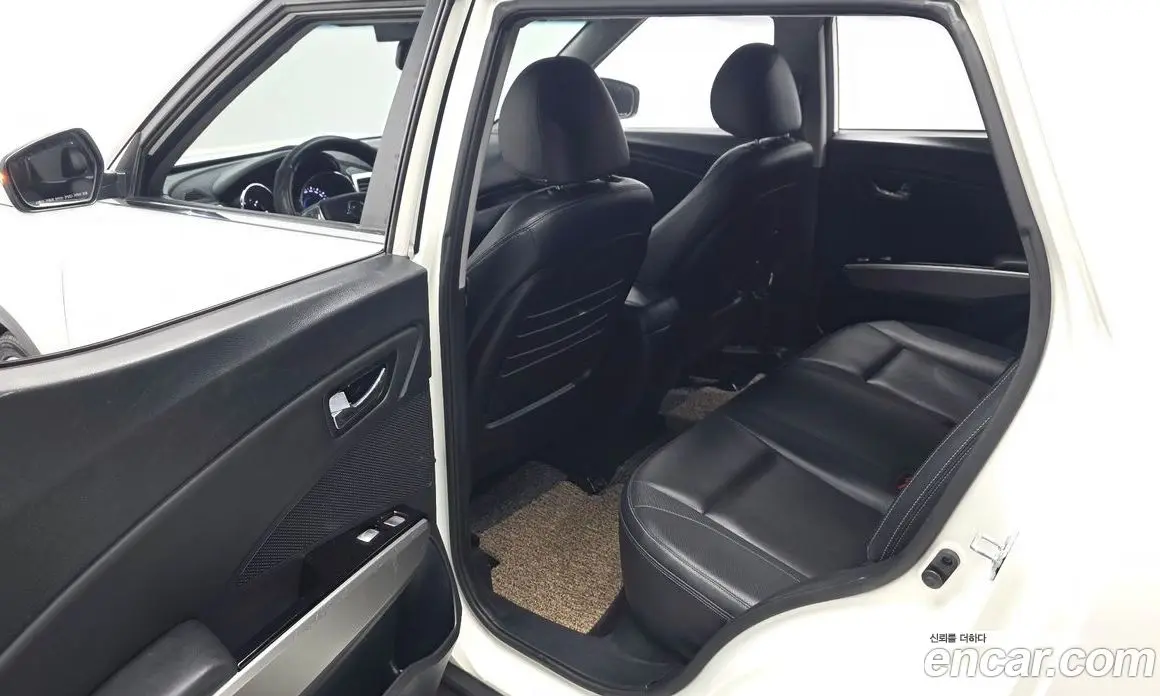 SsangYong TIBOLI 2015 1.6 автомат (гидро), фото 18 SsangYong TIBOLI 2015 1.6 автомат (гидро), фото 18