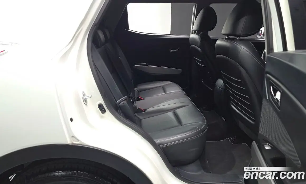 SsangYong TIBOLI 2016 1.6 автомат (гидро), фото 17 SsangYong TIBOLI 2016 1.6 автомат (гидро), фото 17