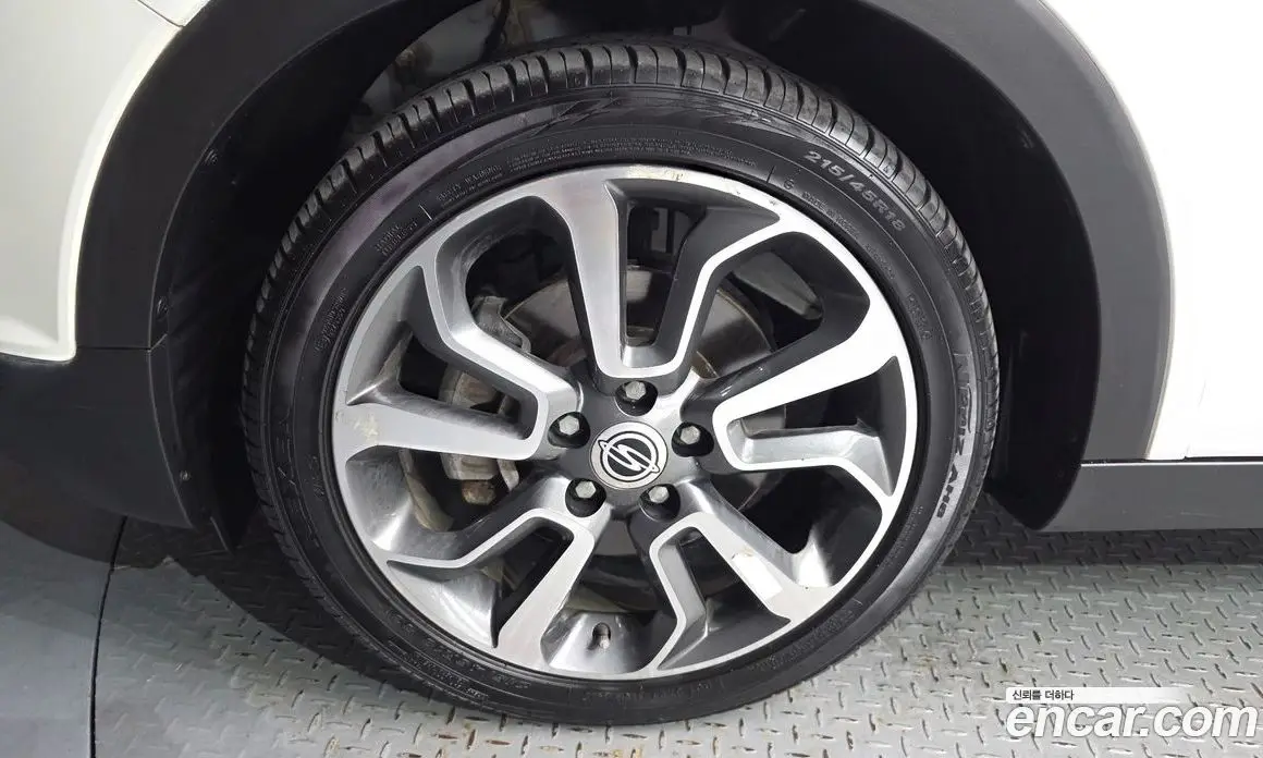 SsangYong TIBOLI 2016 1.6 автомат (гидро), фото 5 SsangYong TIBOLI 2016 1.6 автомат (гидро), фото 5