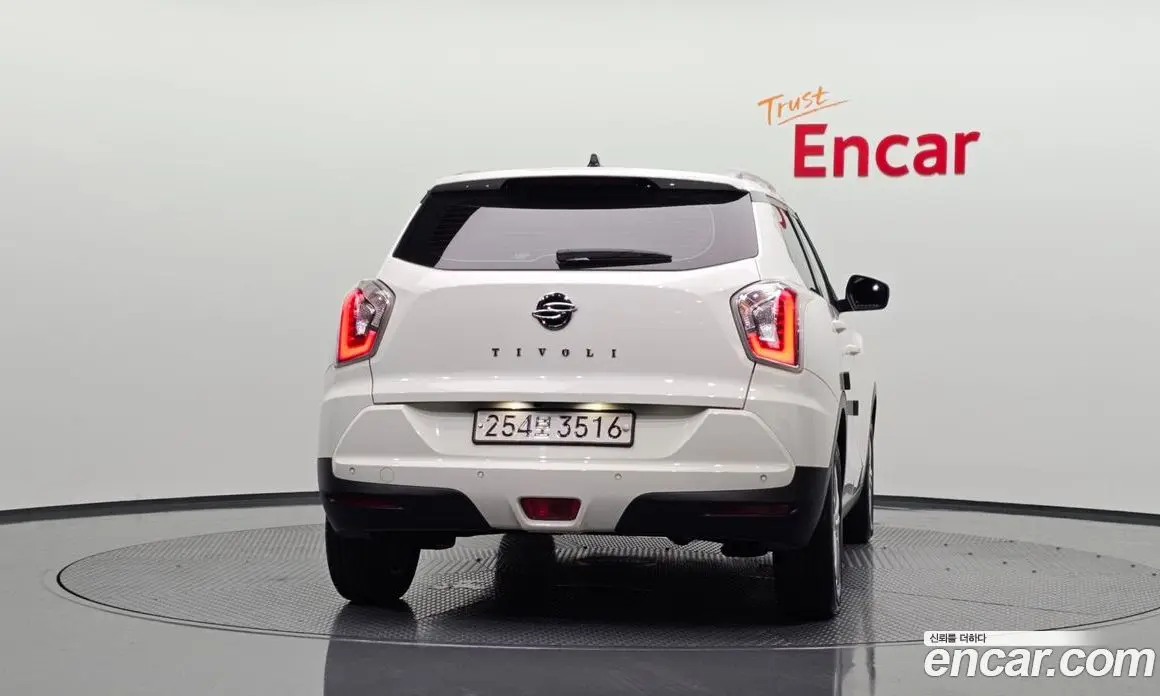 SsangYong TIBOLI 2016 1.6 автомат (гидро), фото 3 SsangYong TIBOLI 2016 1.6 автомат (гидро), фото 3