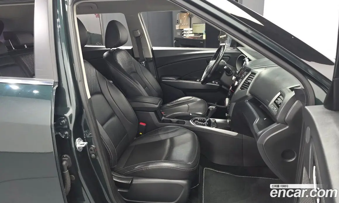 SsangYong TIBOLI 2017 1.6 автомат (гидро), фото 17 SsangYong TIBOLI 2017 1.6 автомат (гидро), фото 17