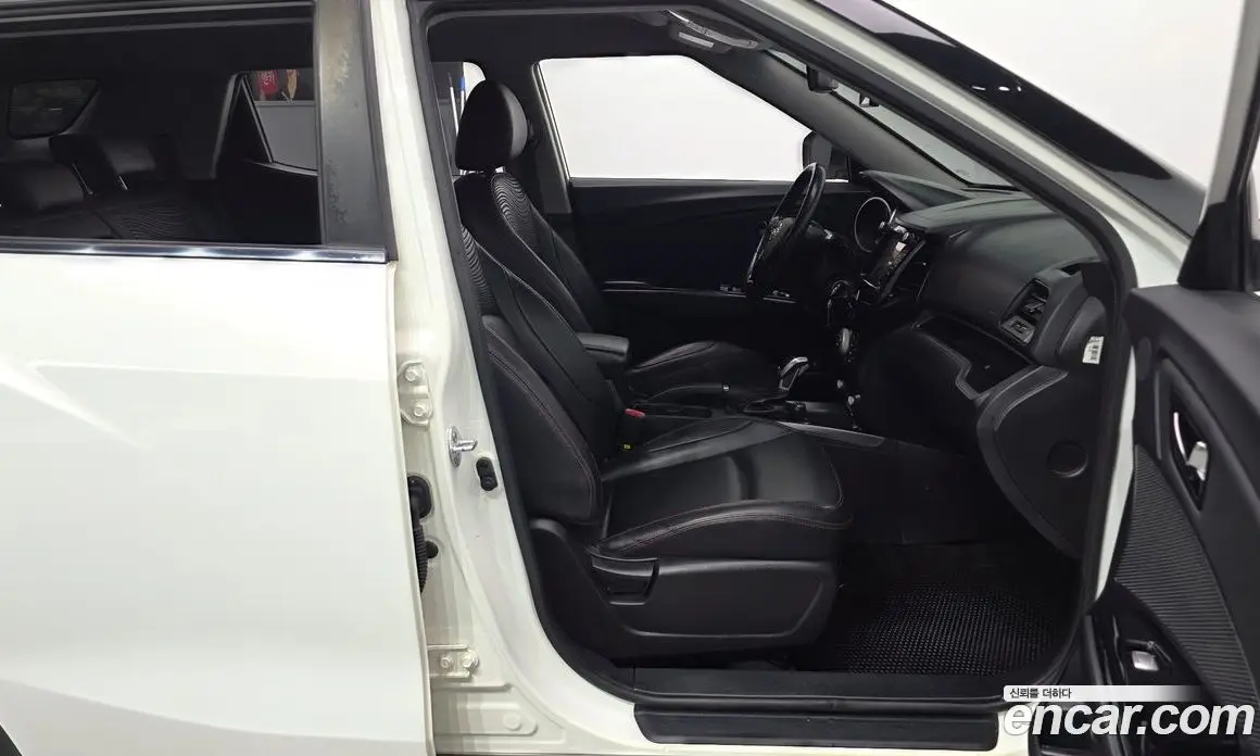 SsangYong TIBOLI 2018 1.6 автомат (гидро), фото 16