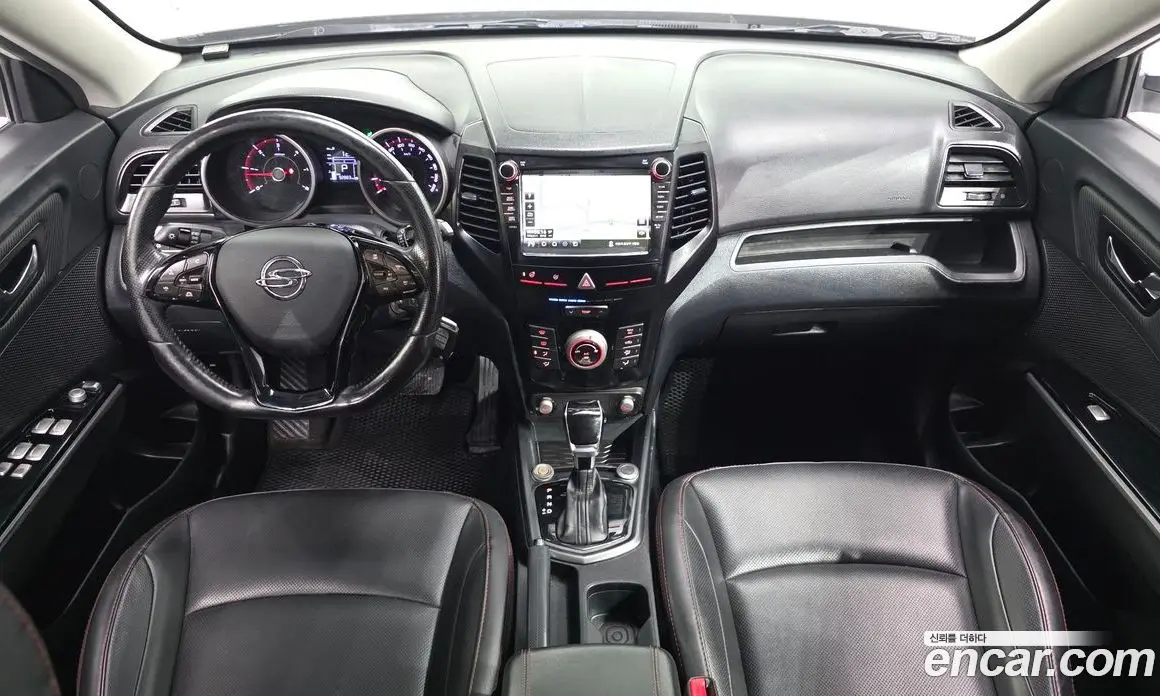 SsangYong TIBOLI 2018 1.6 автомат (гидро), фото 10
