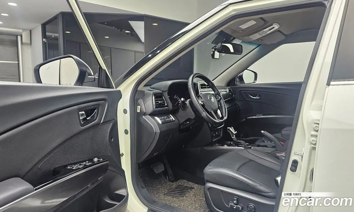 SsangYong TIBOLI 2019 1.5 автомат (гидро), фото 13 SsangYong TIBOLI 2019 1.5 автомат (гидро), фото 13