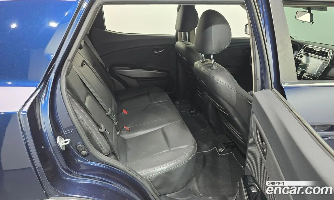 SsangYong TIBOLI 2019 1.5 автомат (гидро), фото 11 SsangYong TIBOLI 2019 1.5 автомат (гидро), фото 11