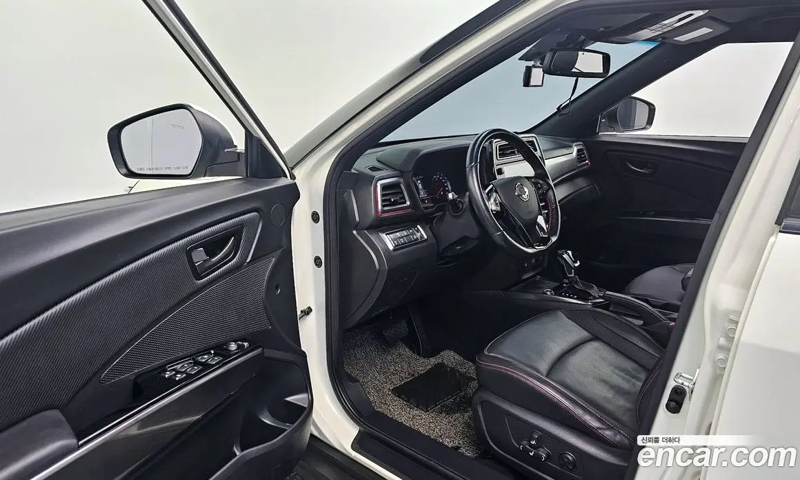 SsangYong TIBOLI 2020 1.5 автомат (гидро), фото 13