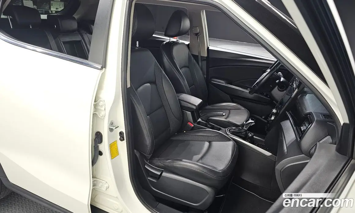 SsangYong TIBOLI 2022 1.5 автомат (гидро), фото 16