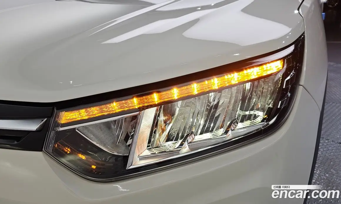 SsangYong TIBOLI 2022 1.5 автомат (гидро), фото 8
