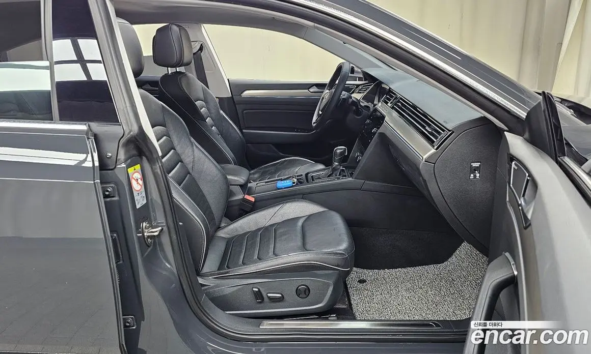 Volkswagen Arteon 2019 2.0 автомат (гидро), фото 16 Volkswagen Arteon 2019 2.0 автомат (гидро), фото 16
