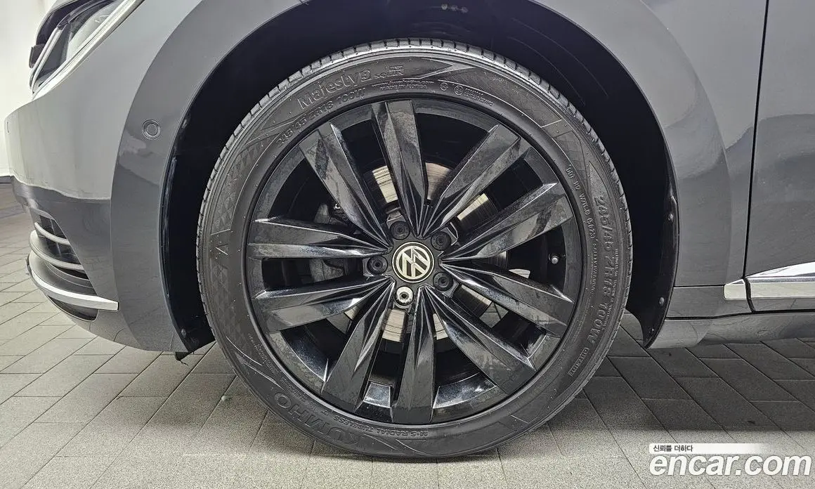 Volkswagen Arteon 2019 2.0 автомат (гидро), фото 5 Volkswagen Arteon 2019 2.0 автомат (гидро), фото 5