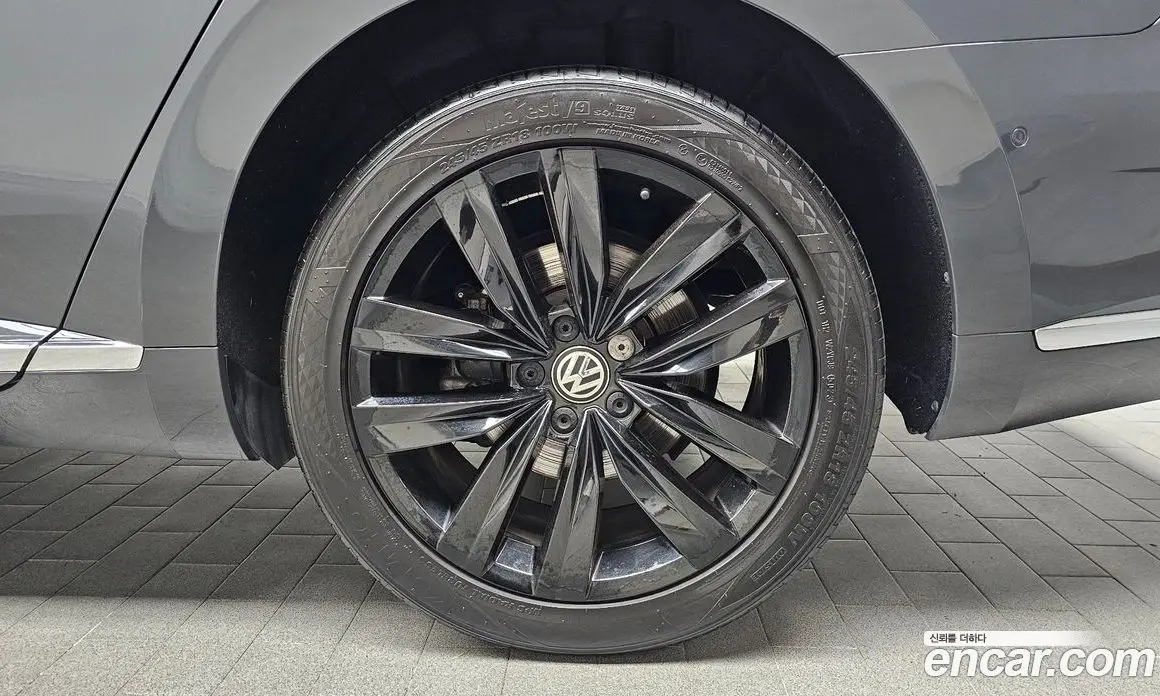Volkswagen Arteon 2019 2.0 автомат (гидро), фото 7 Volkswagen Arteon 2019 2.0 автомат (гидро), фото 7