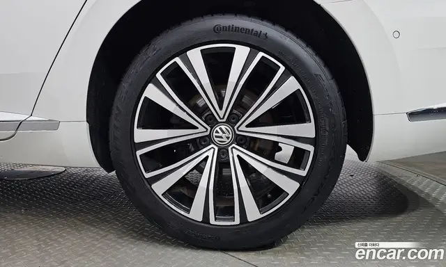 Volkswagen Arteon 2019 2.0 автомат (гидро), миниатюра 6