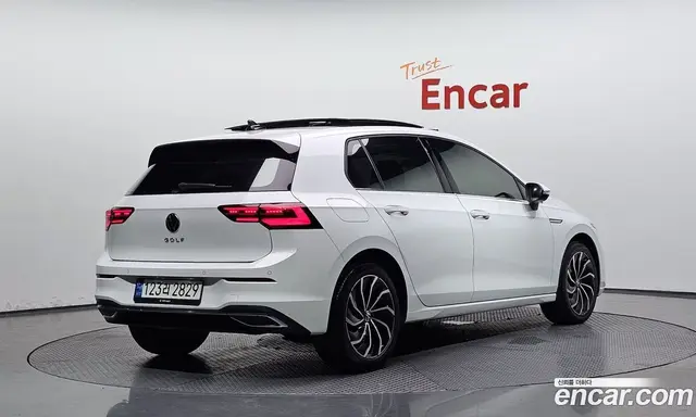 Volkswagen Golf, 2022, 60 276 км