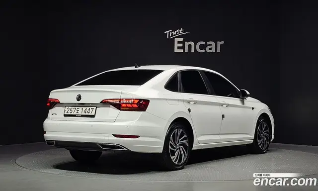 Volkswagen Jetta 2021 1.4 автомат (гидро), миниатюра 2