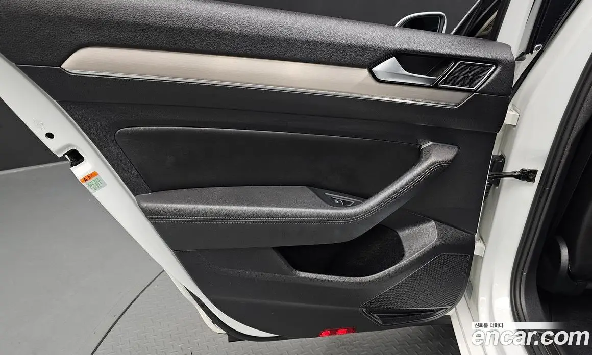 Volkswagen Passat 2018 2.0 автомат (гидро), фото 15 Volkswagen Passat 2018 2.0 автомат (гидро), фото 15