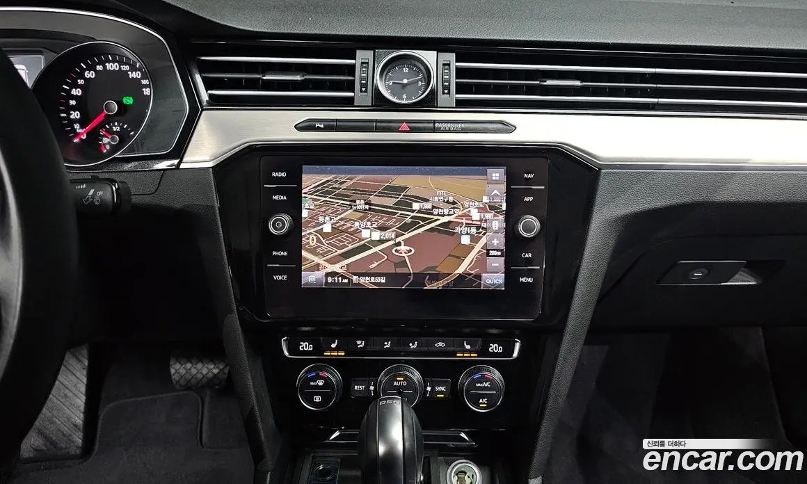 Volkswagen Passat 2018 2.0 автомат (гидро), фото 20 Volkswagen Passat 2018 2.0 автомат (гидро), фото 20