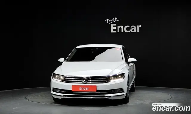 Volkswagen Passat 2018 2.0 автомат (гидро), миниатюра 3 Volkswagen Passat 2018 2.0 автомат (гидро), миниатюра 3