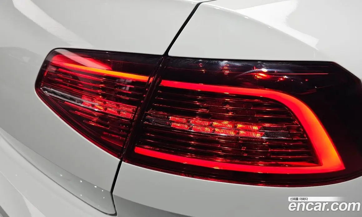 Volkswagen Passat 2018 2.0 автомат (гидро), фото 9 Volkswagen Passat 2018 2.0 автомат (гидро), фото 9