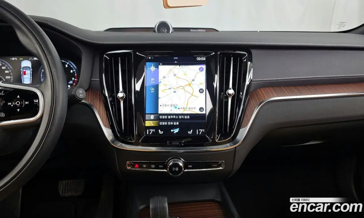 Volvo V60 2021 2.0 автомат (гидро), фото 20 Volvo V60 2021 2.0 автомат (гидро), фото 20