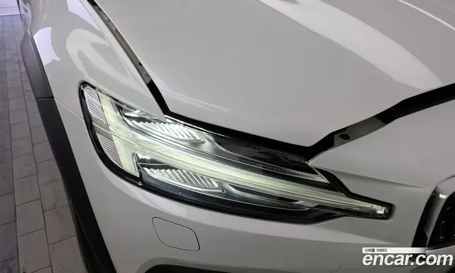 Volvo V60 2021 2.0 автомат (гидро), миниатюра 8 Volvo V60 2021 2.0 автомат (гидро), миниатюра 8