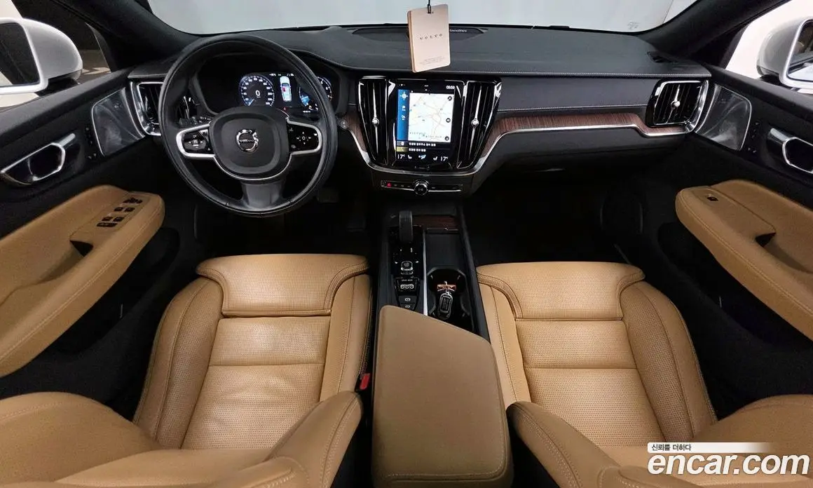 Volvo V60 2021 2.0 автомат (гидро), фото 10 Volvo V60 2021 2.0 автомат (гидро), фото 10